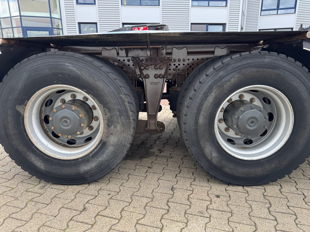 Mercedes-Benz Arocs 3351 LS 6x6 Arocs 3351 LS 6x6, Grounder, MirrorCam, Navi - Kamion kabinë-shasi: foto 3 Mercedes-Benz Arocs 3351 LS 6x6 Arocs 3351 LS 6x6, Grounder, MirrorCam, Navi - Kamion kabinë-shasi: foto 3