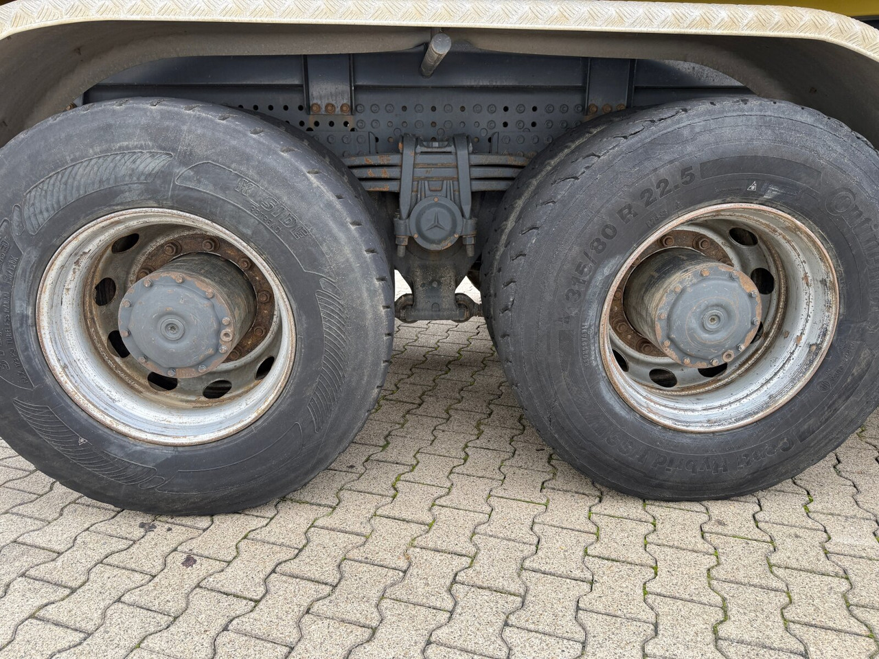 Mercedes-Benz Arocs 3363 K 6x4 Arocs 3363 K 6x4, Grounder, Turbo-Retarder-Kupplung - Kamion vetëngarkues: foto 2 Mercedes-Benz Arocs 3363 K 6x4 Arocs 3363 K 6x4, Grounder, Turbo-Retarder-Kupplung - Kamion vetëngarkues: foto 2