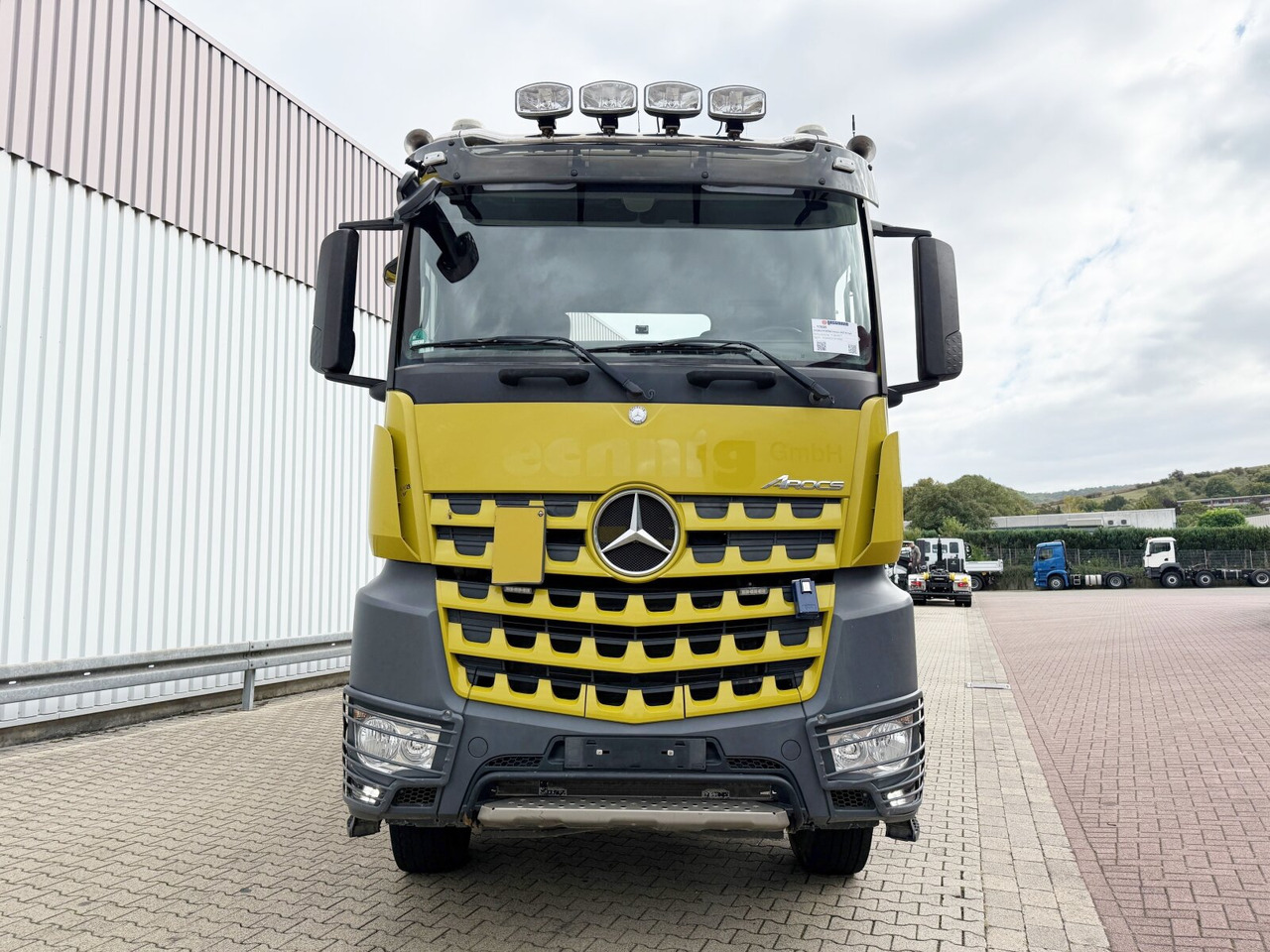 Mercedes-Benz Arocs 3363 K 6x4 Arocs 3363 K 6x4, Grounder, Turbo-Retarder-Kupplung - Kamion vetëngarkues: foto 4 Mercedes-Benz Arocs 3363 K 6x4 Arocs 3363 K 6x4, Grounder, Turbo-Retarder-Kupplung - Kamion vetëngarkues: foto 4