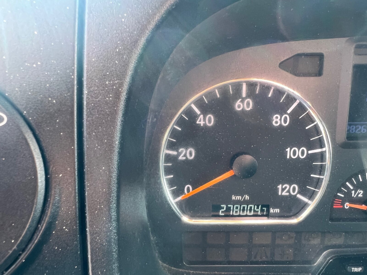 Mercedes-Benz Atego 1024 L 4x2 Atego 1024 L 4x2 mit Kran Fassi F80A.0.21 - Kamion me vinç, Kamion me karroceri të hapur: foto 5 Mercedes-Benz Atego 1024 L 4x2 Atego 1024 L 4x2 mit Kran Fassi F80A.0.21 - Kamion me vinç, Kamion me karroceri të hapur: foto 5