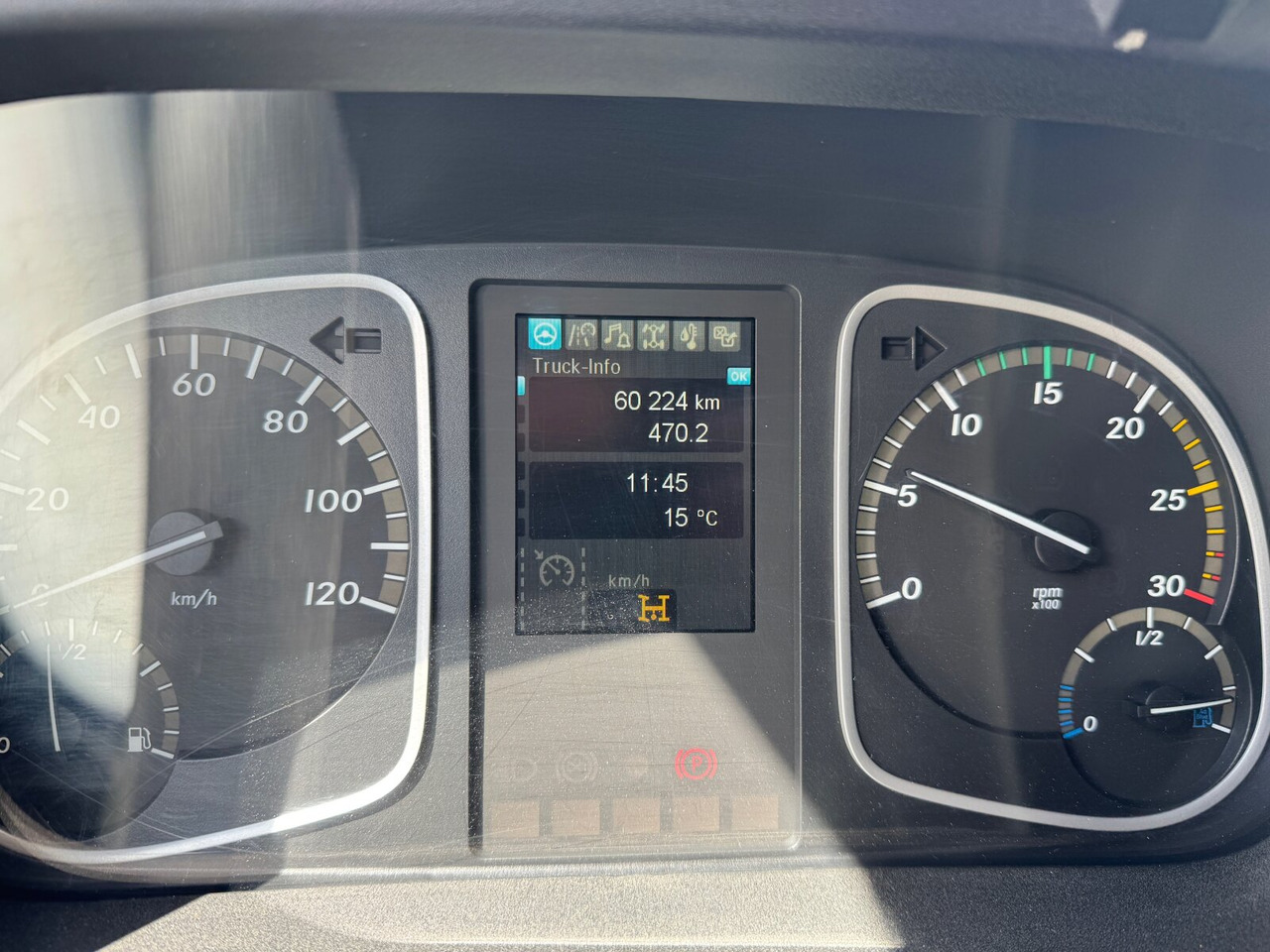 Mercedes-Benz Atego 1630 K 4x2 Atego 1630 K 4x2, 2x AHK - Kamion vetëshkarkues: foto 3 Mercedes-Benz Atego 1630 K 4x2 Atego 1630 K 4x2, 2x AHK - Kamion vetëshkarkues: foto 3