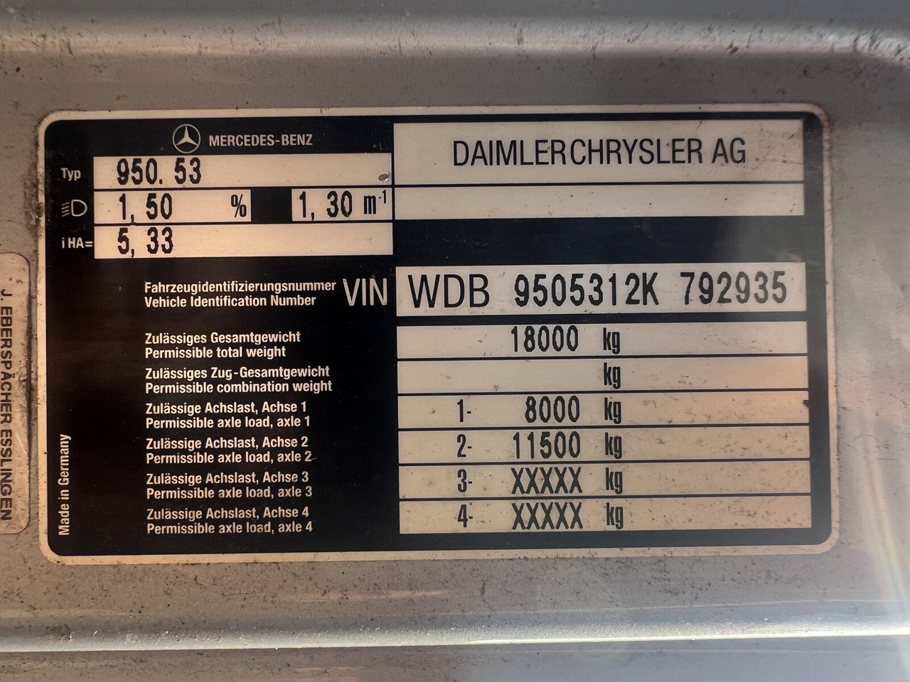 Mercedes-Benz Atego 1828 L 4x2 Atego 1828 L 4x2, Rechtslenker, Winterdienstaustattung - Kamion kabinë-shasi: foto 4 Mercedes-Benz Atego 1828 L 4x2 Atego 1828 L 4x2, Rechtslenker, Winterdienstaustattung - Kamion kabinë-shasi: foto 4