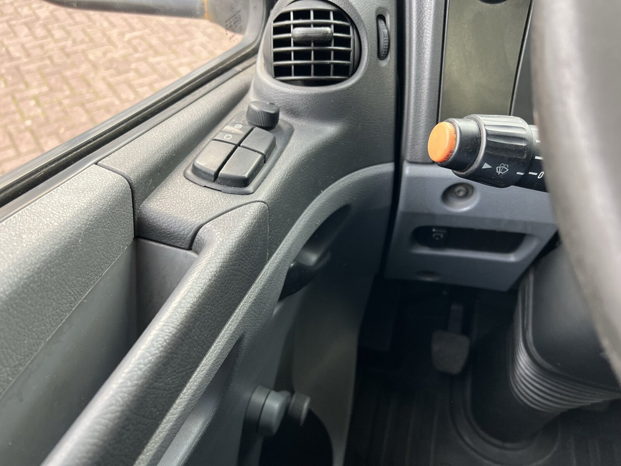 Mercedes-Benz Atego 816 L 4x2 Atego 816 L 4x2 mit LBW, 4x Vorhanden! - Kamion vagonetë: foto 5 Mercedes-Benz Atego 816 L 4x2 Atego 816 L 4x2 mit LBW, 4x Vorhanden! - Kamion vagonetë: foto 5
