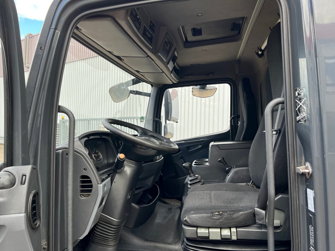 Mercedes-Benz Atego 818 L 4x2 Atego 818 L 4x2 mit MBB LBW, 4x Vorhanden! - Kamion vagonetë: foto 2 Mercedes-Benz Atego 818 L 4x2 Atego 818 L 4x2 mit MBB LBW, 4x Vorhanden! - Kamion vagonetë: foto 2