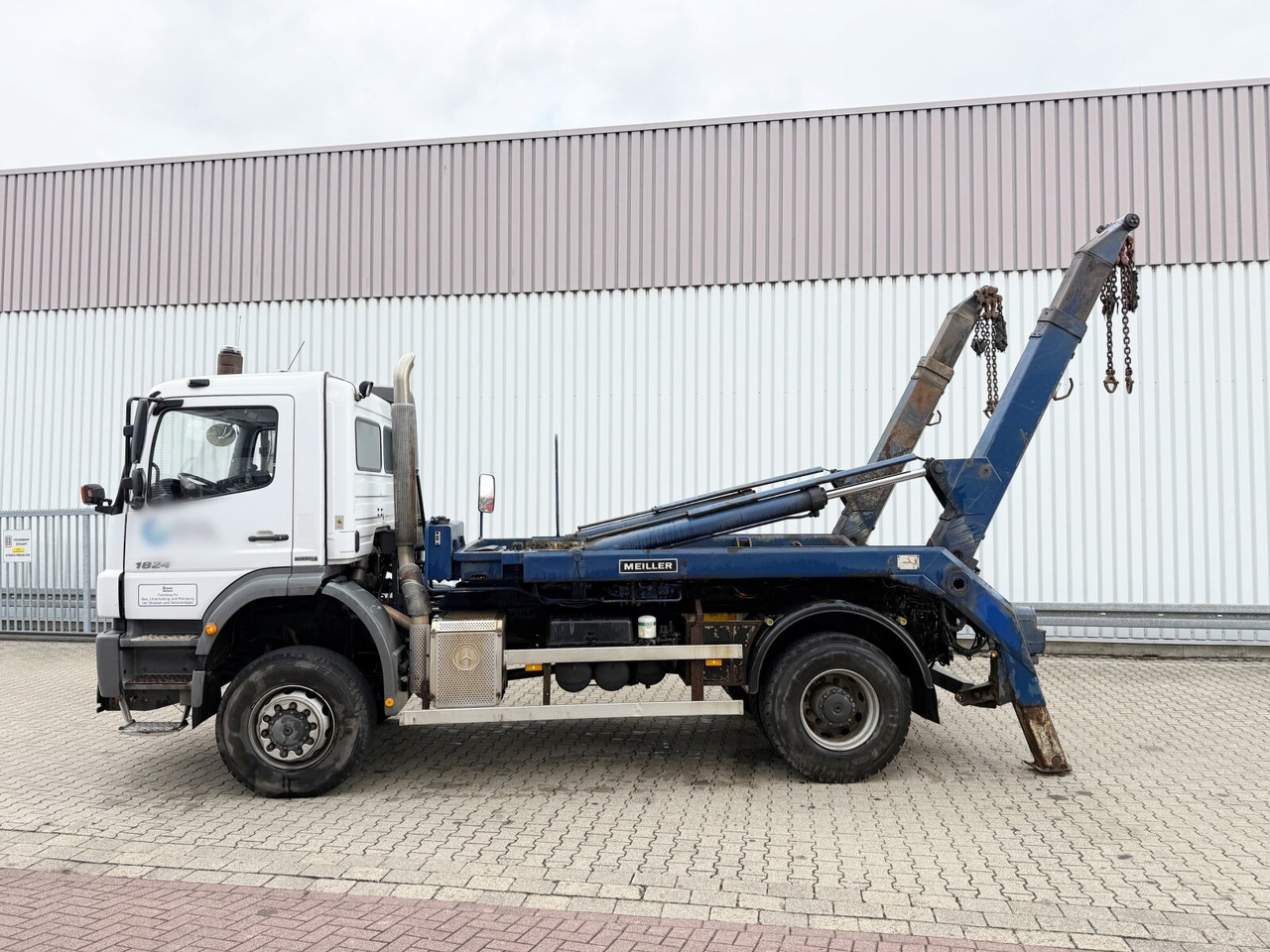 Fadromë ngarkuese Mercedes-Benz Axor 1824 AK 4x4 Axor 1824 AK 4x4, Tele-Absetzer, Winterdienstausstattung: foto 15