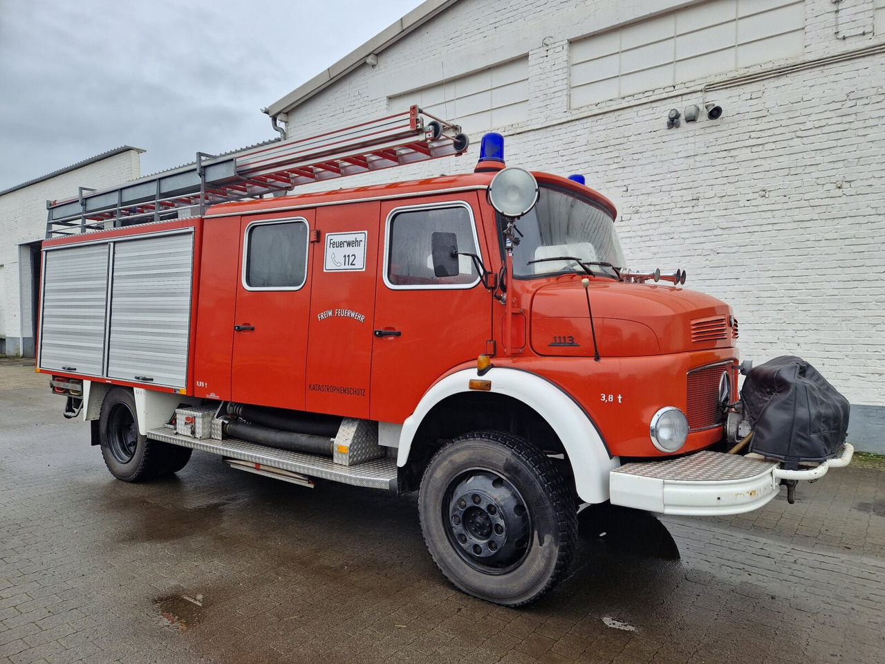 Mercedes-Benz LAF 1113 B 4x4 Doka LAF 1113 B 4x4 Doka, LF 16 TS - Zjarrfikëse: foto 1 Mercedes-Benz LAF 1113 B 4x4 Doka LAF 1113 B 4x4 Doka, LF 16 TS - Zjarrfikëse: foto 1