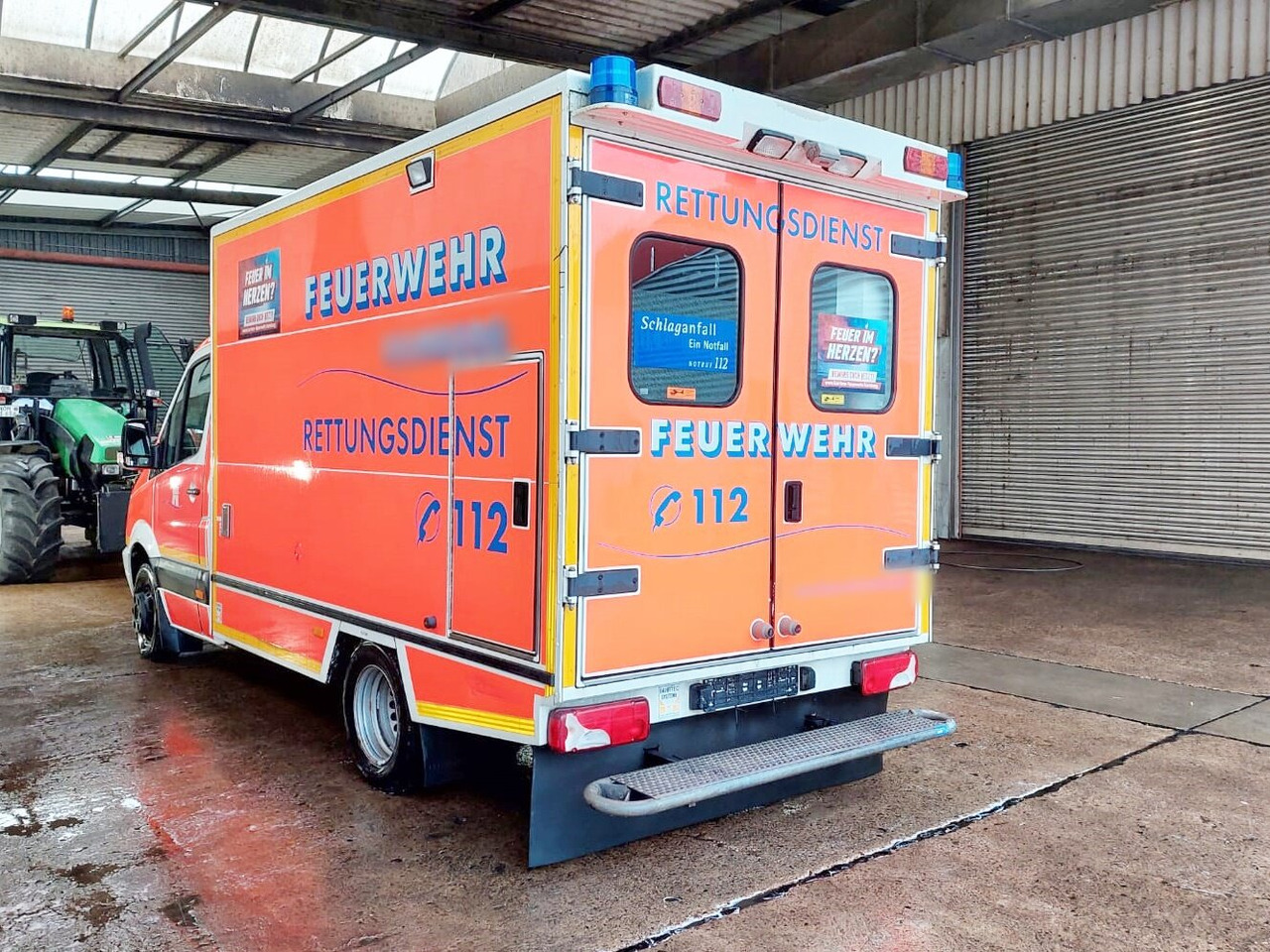 Mercedes-Benz Sprinter 516 CDI 4x2 Sprinter 516 CDI 4x2, Rettungswagen, Retarder - Zjarrfikëse: foto 5 Mercedes-Benz Sprinter 516 CDI 4x2 Sprinter 516 CDI 4x2, Rettungswagen, Retarder - Zjarrfikëse: foto 5