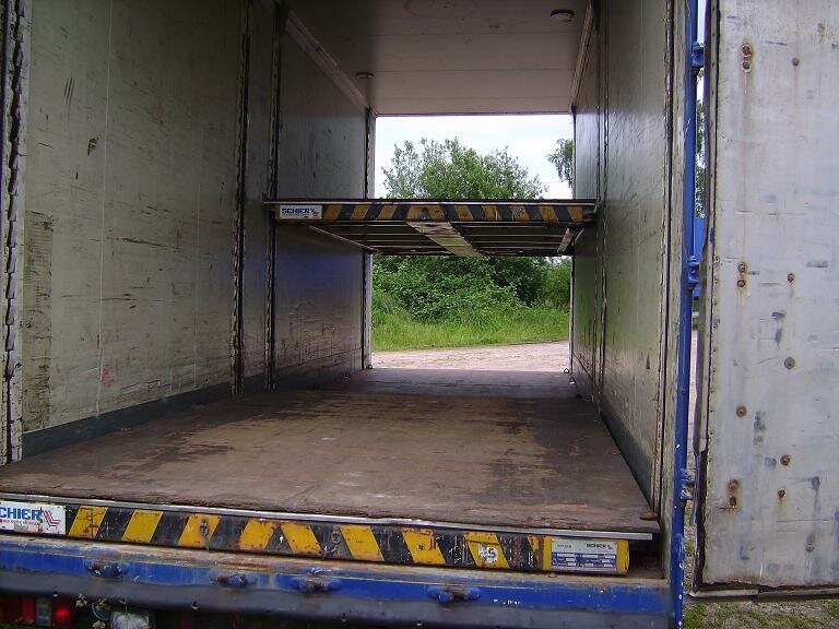 - - SCHIER Kofferanhänger mit Hubboden - Rimorkio me vagonetë të mbyllur: foto 5 - - SCHIER Kofferanhänger mit Hubboden - Rimorkio me vagonetë të mbyllur: foto 5