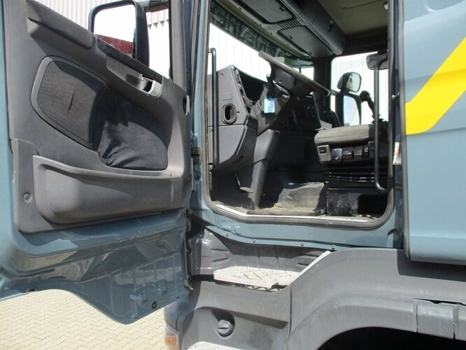 Scania R420 CB 8x4 MNZ R420 CB 8x4 MNZ, Retarder, Euro4 - Kamion vetëngarkues: foto 3 Scania R420 CB 8x4 MNZ R420 CB 8x4 MNZ, Retarder, Euro4 - Kamion vetëngarkues: foto 3