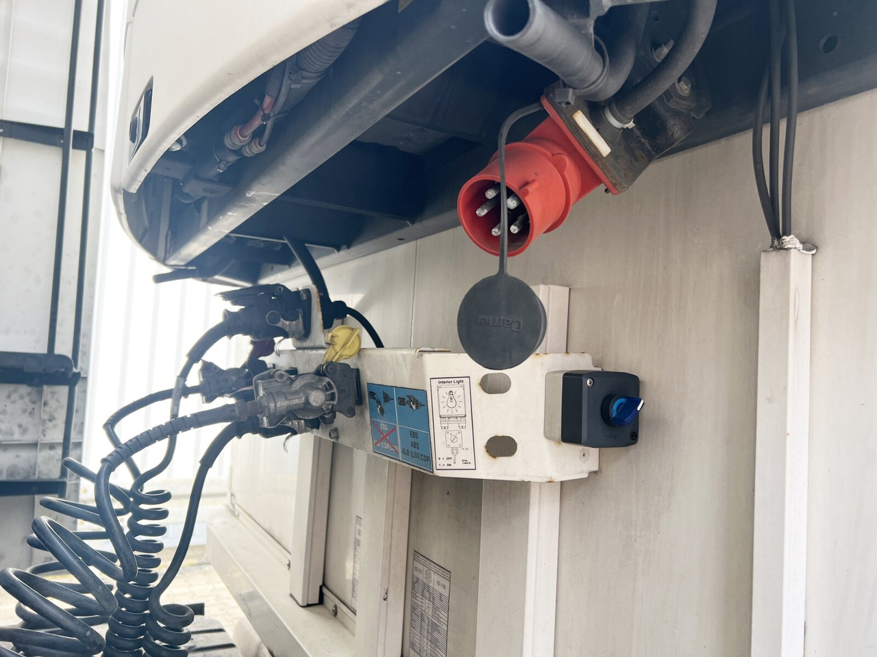 Schmitz Cargobull SKO 24/L-13.4 FP 45 SKO 24/L-13.4 FP 45, Mega, Doppelsock - Gjysmë rimorkio frigorifer: foto 2 Schmitz Cargobull SKO 24/L-13.4 FP 45 SKO 24/L-13.4 FP 45, Mega, Doppelsock - Gjysmë rimorkio frigorifer: foto 2