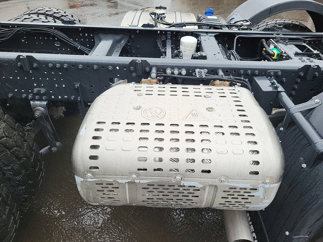 T-Way AT410T51 8x4 T-Way AT410T51 8x4, Retarder, 4x VORHANDEN! - Kamion vetëngarkues: foto 4 T-Way AT410T51 8x4 T-Way AT410T51 8x4, Retarder, 4x VORHANDEN! - Kamion vetëngarkues: foto 4