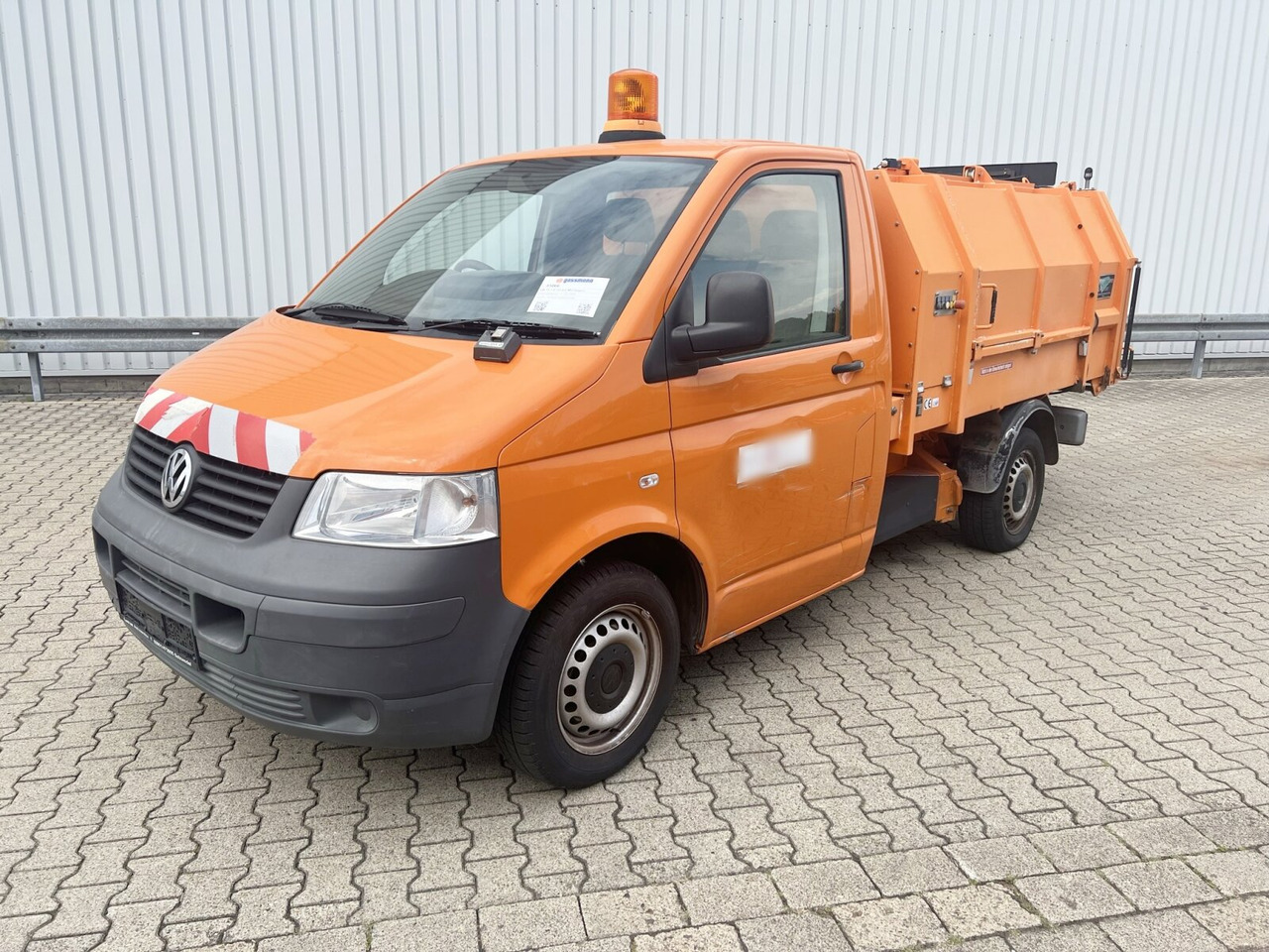 Volkswagen T5 1.9 TDI 4x2 Müllwagen T5 1.9 TDI 4x2, Hagemann Müllpreßaufbau ca. 3,4m³, Rechtslenker - Kamion mbeturinash: foto 1 Volkswagen T5 1.9 TDI 4x2 Müllwagen T5 1.9 TDI 4x2, Hagemann Müllpreßaufbau ca. 3,4m³, Rechtslenker - Kamion mbeturinash: foto 1