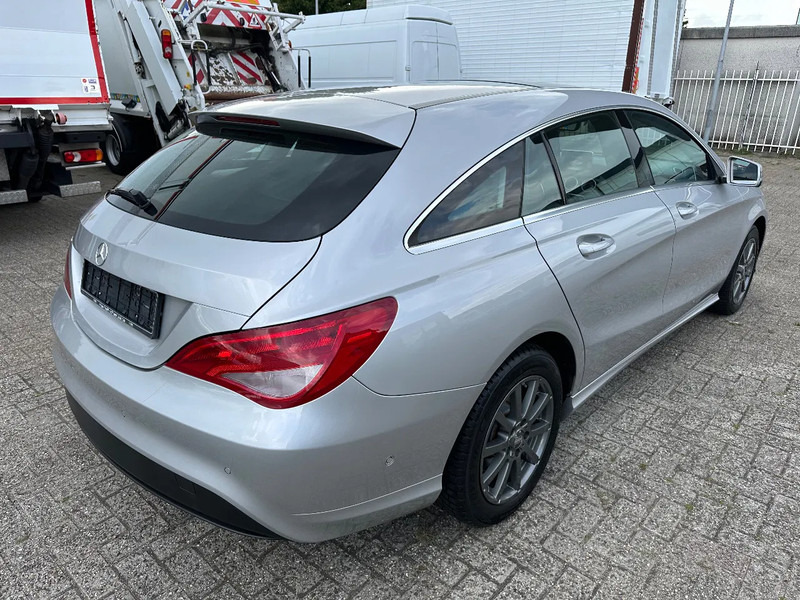 Mercedes-Benz CLA-Klasse 200 D - SHOOTING BRAKE + SUNROOF + NAVI - Veturë: foto 5 Mercedes-Benz CLA-Klasse 200 D - SHOOTING BRAKE + SUNROOF + NAVI - Veturë: foto 5
