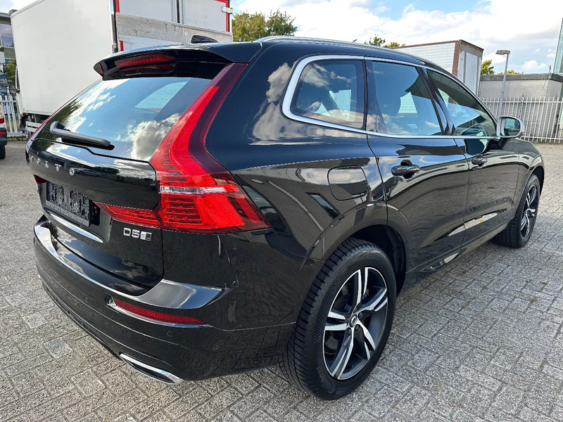 Volvo XC60 D5 AWD + R-DESIGN + ALCANTARA + CAMERA + NAVI - Veturë: foto 5 Volvo XC60 D5 AWD + R-DESIGN + ALCANTARA + CAMERA + NAVI - Veturë: foto 5