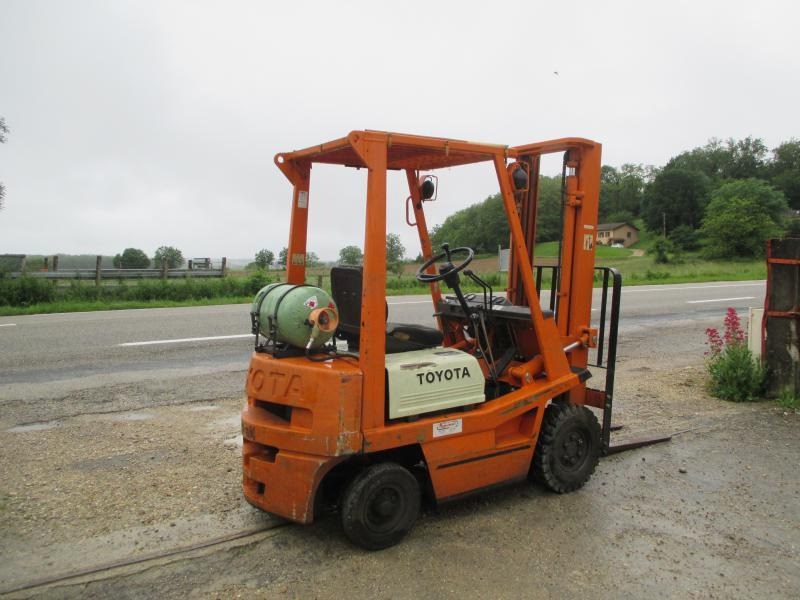 Toyota 4FG15 - Pirun ngritës: foto 2 Toyota 4FG15 - Pirun ngritës: foto 2
