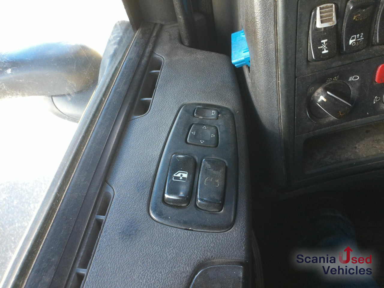 SCANIA R 420 LA4x2MEB Volumen MEGA Jumbo Vollluft - Gjysmë-kamion: foto 5 SCANIA R 420 LA4x2MEB Volumen MEGA Jumbo Vollluft - Gjysmë-kamion: foto 5