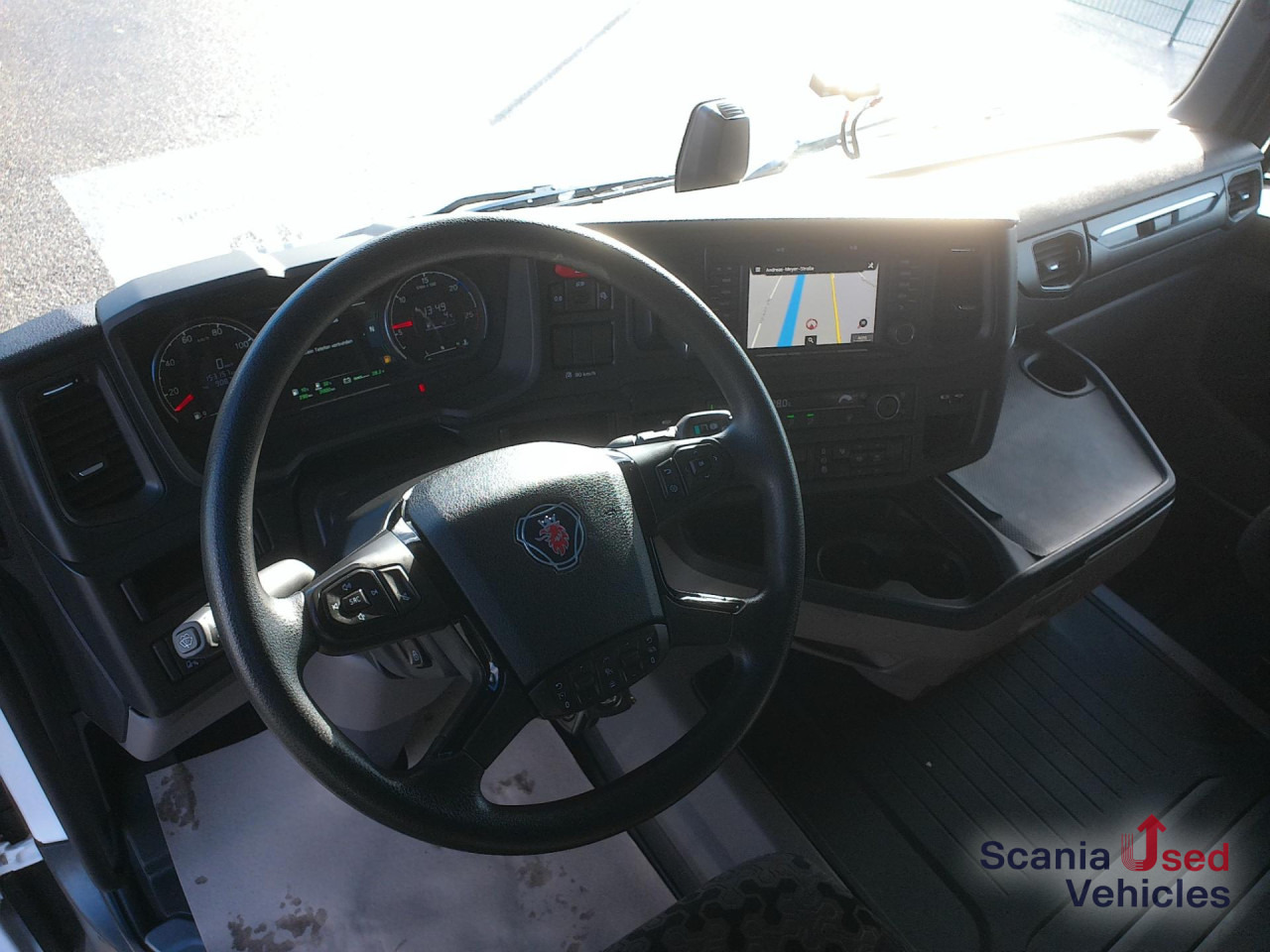 SCANIA R 460 A4x2NA - Gjysmë-kamion: foto 2 SCANIA R 460 A4x2NA - Gjysmë-kamion: foto 2
