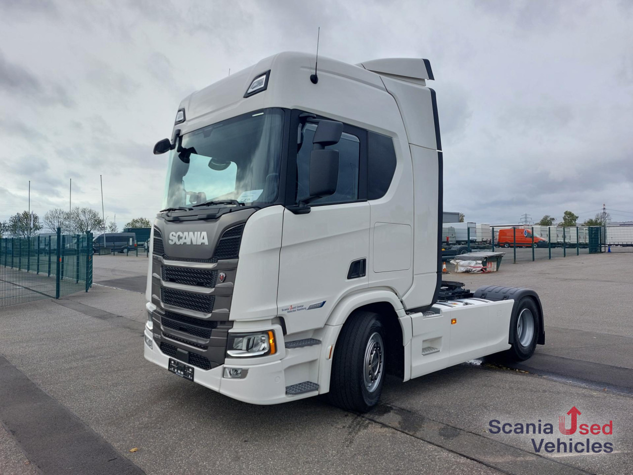 SCANIA R 460 A4x2NA, SUPER, NAVI, Standklima - Gjysmë-kamion: foto 1 SCANIA R 460 A4x2NA, SUPER, NAVI, Standklima - Gjysmë-kamion: foto 1