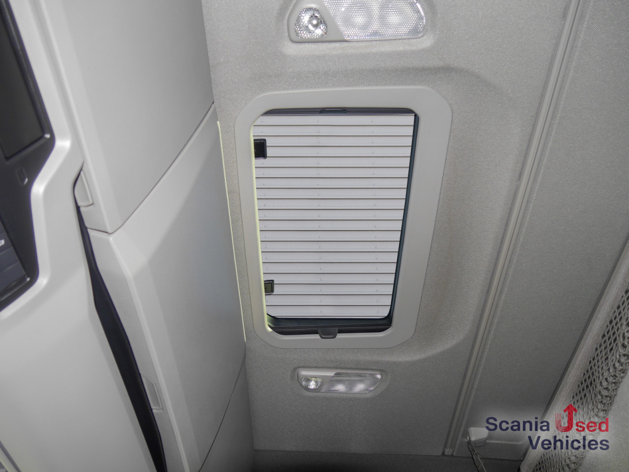 SCANIA R 460 A4x2NA - SUPER - - Gjysmë-kamion: foto 2 SCANIA R 460 A4x2NA - SUPER - - Gjysmë-kamion: foto 2