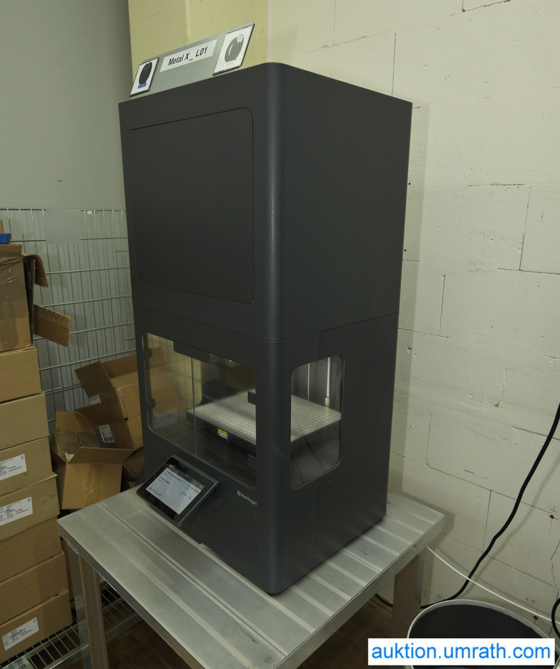Markforged Metal X Metal X Metal-3D-Printing farm - Makinë printimi: foto 3 Markforged Metal X Metal X Metal-3D-Printing farm - Makinë printimi: foto 3