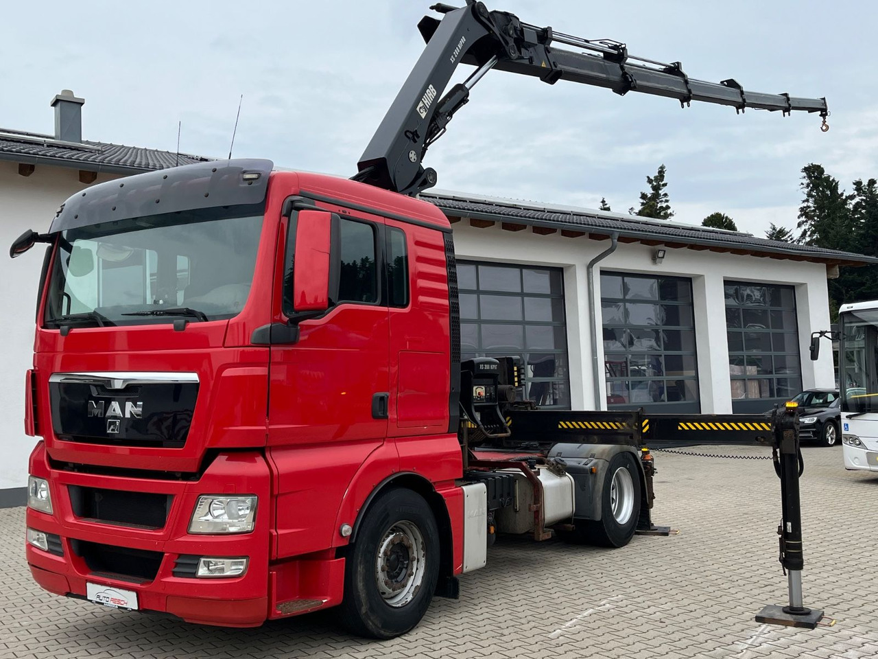 MAN TGX 18.400 mit Kran HIAB 288E P-5 HIPRO - Gjysmë-kamion: foto 1 MAN TGX 18.400 mit Kran HIAB 288E P-5 HIPRO - Gjysmë-kamion: foto 1