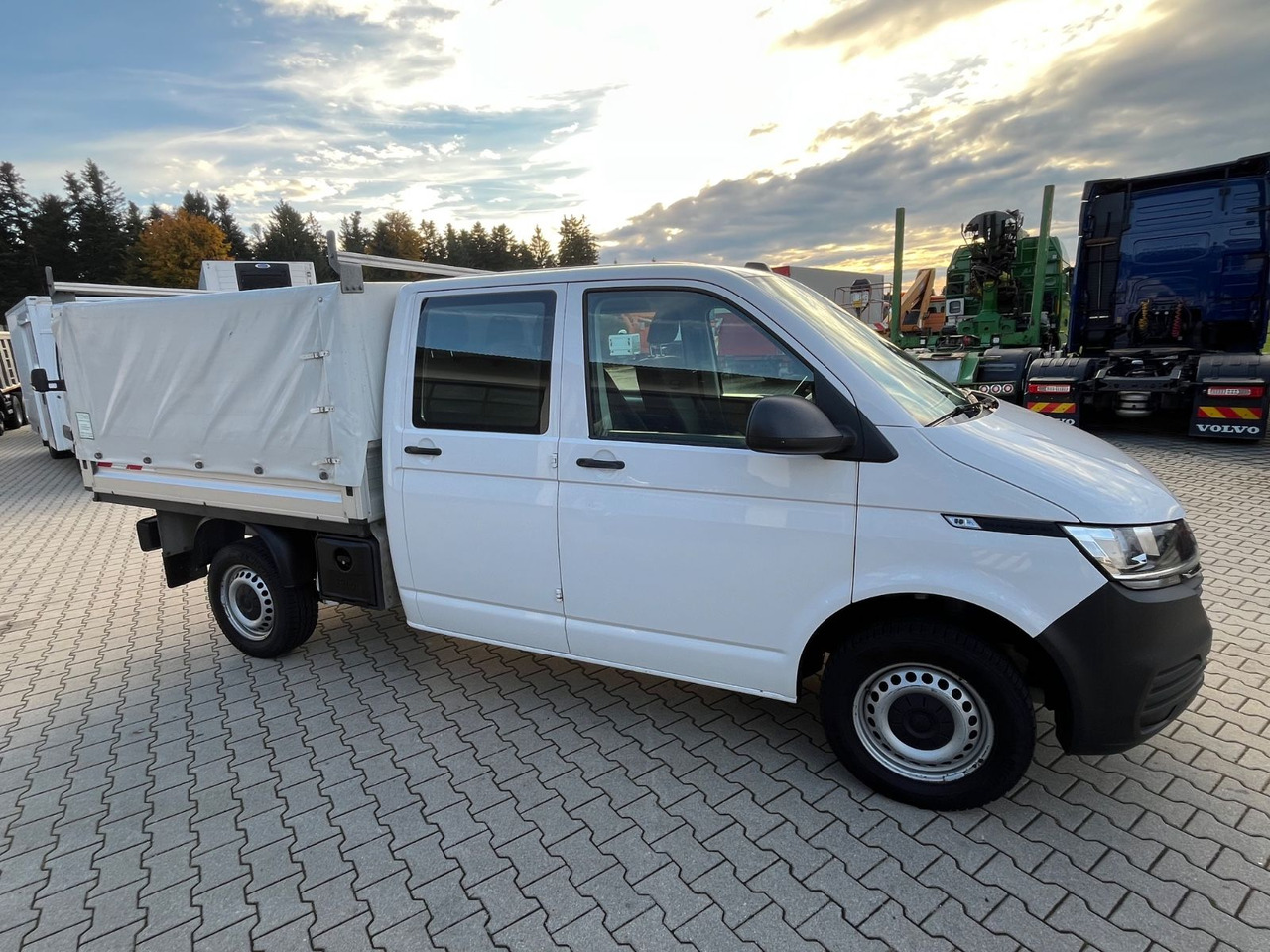 Volkswagen T6.1 DOKA Pritsche 4x4 Sperre Standheizung - Kamioncine me tendë, Kamioncine dopio kabinë: foto 4 Volkswagen T6.1 DOKA Pritsche 4x4 Sperre Standheizung - Kamioncine me tendë, Kamioncine dopio kabinë: foto 4