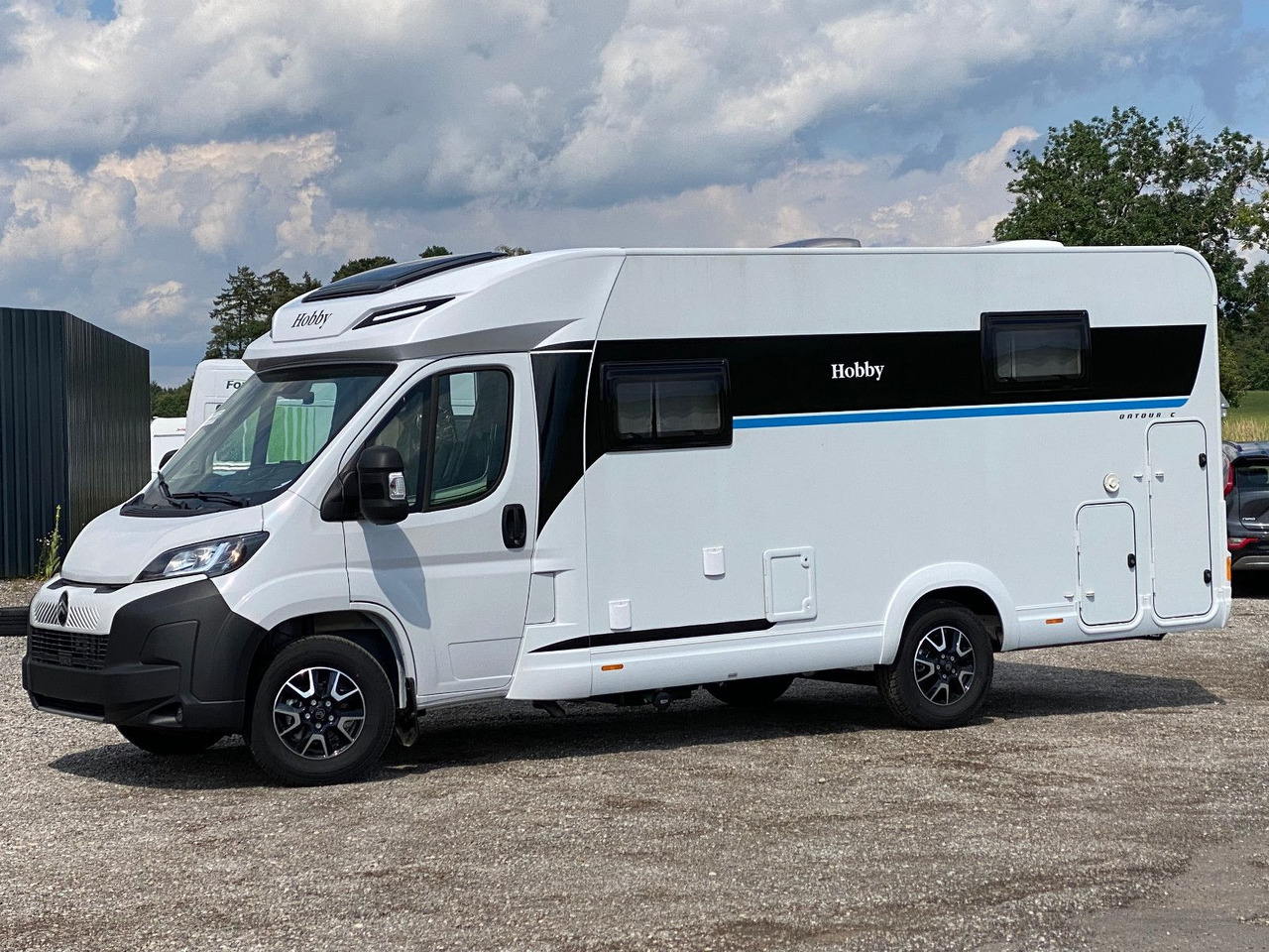 Hobby OnTour C 700 GQ MJ25/MARKISE/RFK/SAFETY-PAKET - Kamper gjysmë i integruar: foto 3 Hobby OnTour C 700 GQ MJ25/MARKISE/RFK/SAFETY-PAKET - Kamper gjysmë i integruar: foto 3