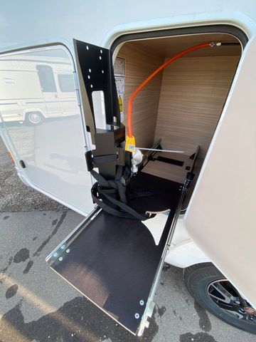 Kamper gjysmë i integruar i ri Hobby Optima De Luxe T65 GE Modell 2024: foto 20