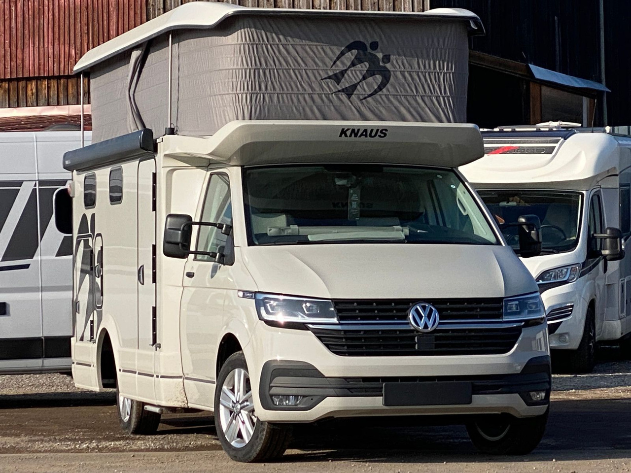 Knaus Tourer CUV 500 MQ CUVISION ohne Slide Bett,AHK - Kamper gjysmë i integruar: foto 2 Knaus Tourer CUV 500 MQ CUVISION ohne Slide Bett,AHK - Kamper gjysmë i integruar: foto 2