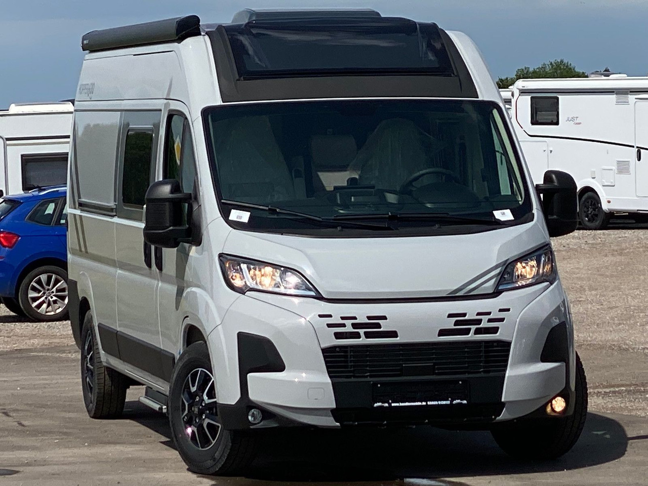LMC INNOVAN 600 ,Dieselheizung,Modell 25,Automatik - Furgon kampingu: foto 1 LMC INNOVAN 600 ,Dieselheizung,Modell 25,Automatik - Furgon kampingu: foto 1