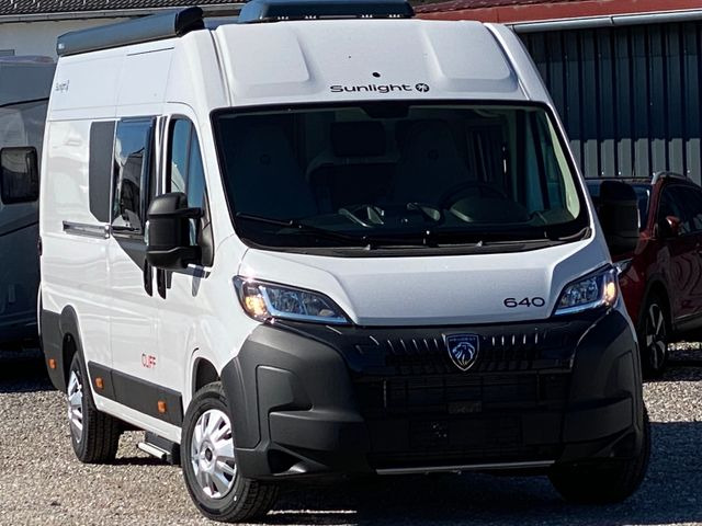 Sunlight Cliff 640 mit Längsbetten,Modell 25 - Furgon kampingu: foto 1 Sunlight Cliff 640 mit Längsbetten,Modell 25 - Furgon kampingu: foto 1