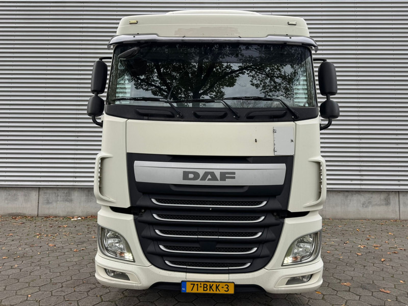 DAF XF 460 / Manual / Retarder / Mega / Roof Klima / TUV:1-2026 / NL Truck - Gjysmë-kamion: foto 4 DAF XF 460 / Manual / Retarder / Mega / Roof Klima / TUV:1-2026 / NL Truck - Gjysmë-kamion: foto 4