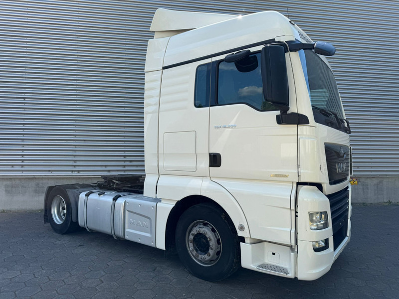 MAN TGX 18.500 XLX / Intarder / Roof Klima / 2 Tanks - Gjysmë-kamion: foto 2 MAN TGX 18.500 XLX / Intarder / Roof Klima / 2 Tanks - Gjysmë-kamion: foto 2