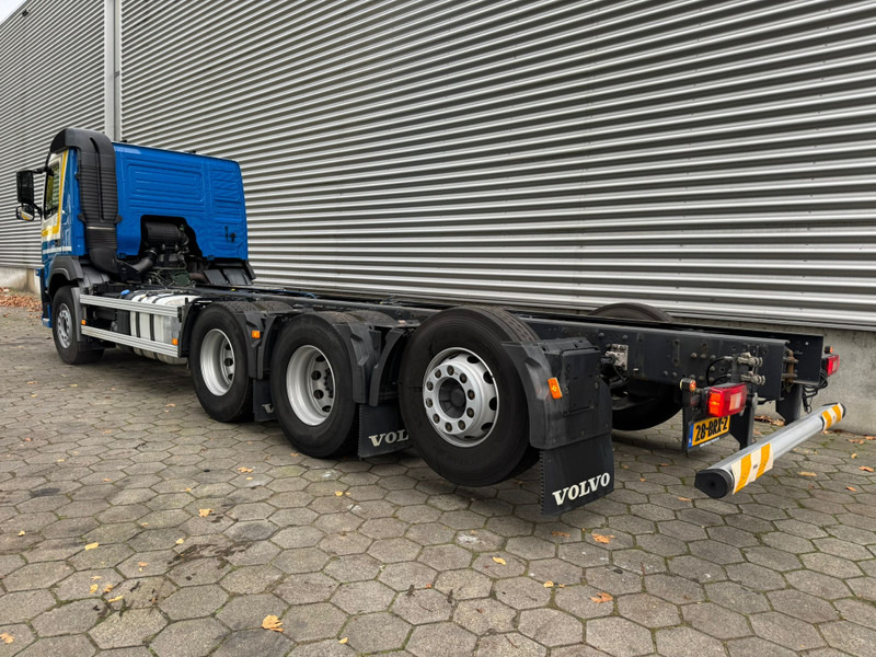 Volvo FM 410 / 8X4 / I-Shift / ADR / Tridem / TUV: 6-2026 / NL Truck - Kamion kabinë-shasi: foto 4 Volvo FM 410 / 8X4 / I-Shift / ADR / Tridem / TUV: 6-2026 / NL Truck - Kamion kabinë-shasi: foto 4
