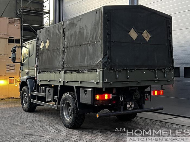 Iveco EuroCargo 100E22 4x4 - Kamioni: foto 4 Iveco EuroCargo 100E22 4x4 - Kamioni: foto 4
