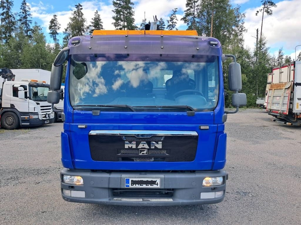 MAN TGL 8.150 Hiab 066-2 10v tarkastettu - Kamion me vinç: foto 4 MAN TGL 8.150 Hiab 066-2 10v tarkastettu - Kamion me vinç: foto 4