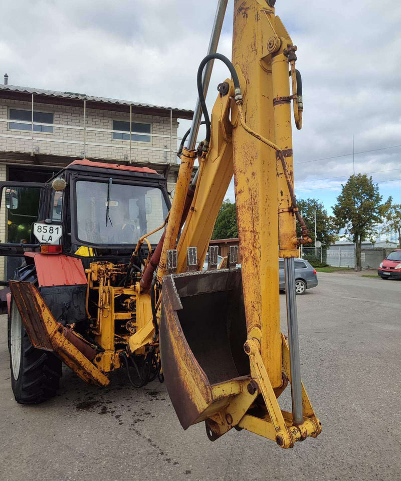 MTZ 82.1 - Fadromë me shkarkim nga prapa: foto 4 MTZ 82.1 - Fadromë me shkarkim nga prapa: foto 4