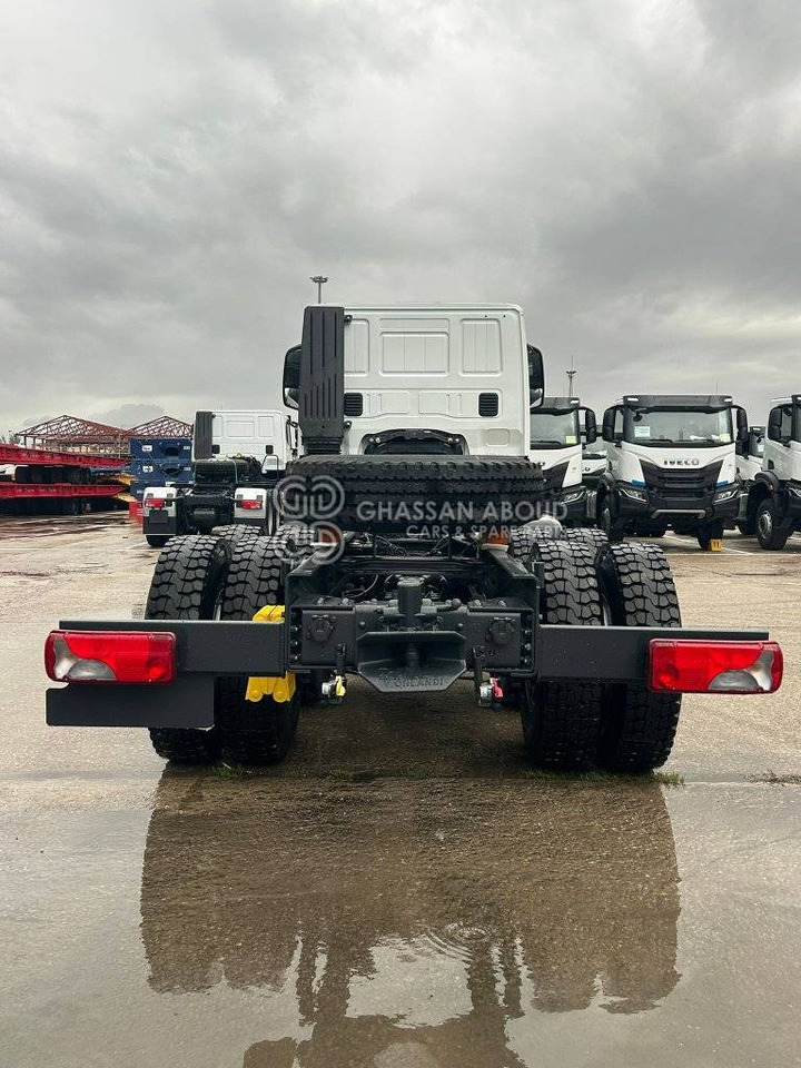 IVECO T-WAY Chassis 6×4 – GVW 33.5 Ton approx. (Tyres 12.00R20) Wheelbase 4200 MY25 - Kamion kabinë-shasi: foto 3 IVECO T-WAY Chassis 6×4 – GVW 33.5 Ton approx. (Tyres 12.00R20) Wheelbase 4200 MY25 - Kamion kabinë-shasi: foto 3