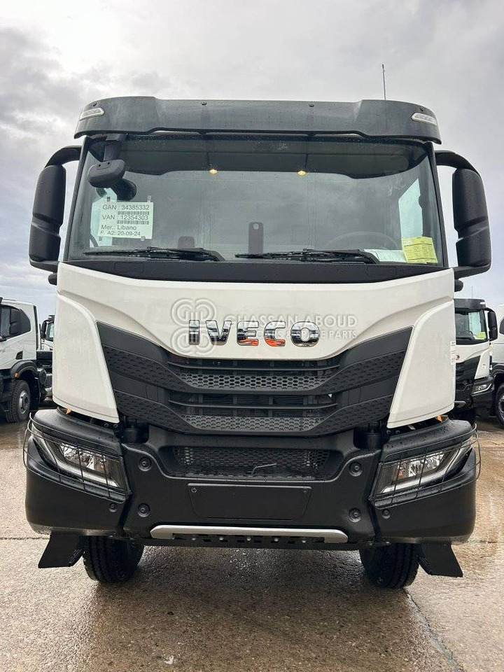 IVECO T-WAY Chassis 6×4 – GVW 33.5 Ton approx. (Tyres 12.00R20) Wheelbase 4200 MY25 - Kamion kabinë-shasi: foto 1 IVECO T-WAY Chassis 6×4 – GVW 33.5 Ton approx. (Tyres 12.00R20) Wheelbase 4200 MY25 - Kamion kabinë-shasi: foto 1