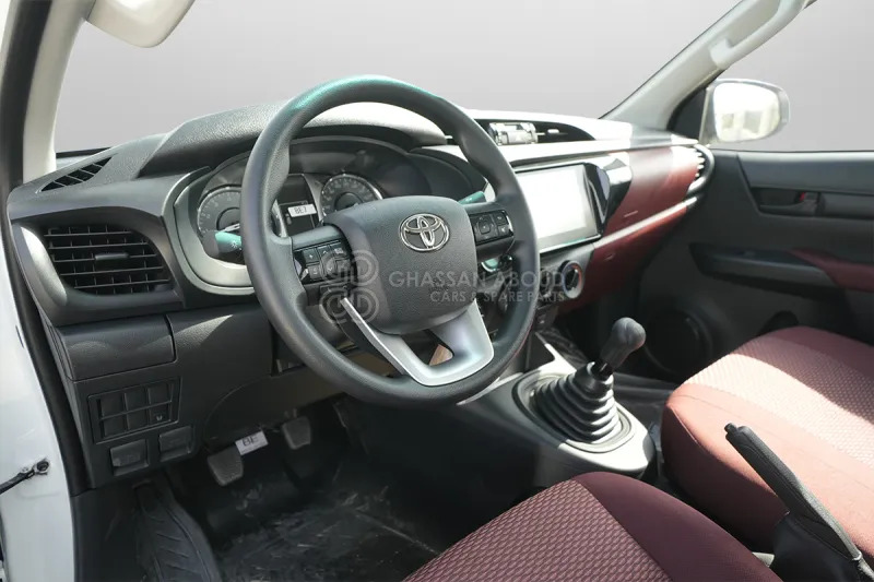 Toyota Hilux Double Cabin - Pick up, Kamioncine dopio kabinë: foto 5 Toyota Hilux Double Cabin - Pick up, Kamioncine dopio kabinë: foto 5