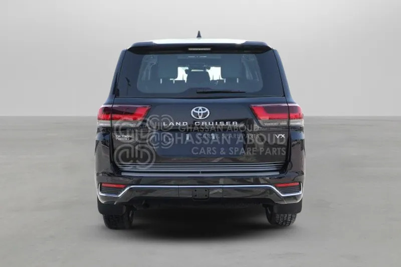 Toyota Land Cruiser 300 4x4 - SUV: foto 4 Toyota Land Cruiser 300 4x4 - SUV: foto 4