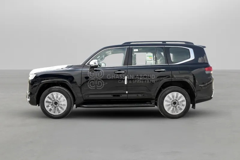 Toyota Land Cruiser 300 - SUV: foto 4 Toyota Land Cruiser 300 - SUV: foto 4