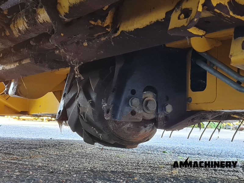 Lizingu i New Holland 300FP pick-up New Holland 300FP pick-up: foto 12 Lizingu i New Holland 300FP pick-up New Holland 300FP pick-up: foto 12