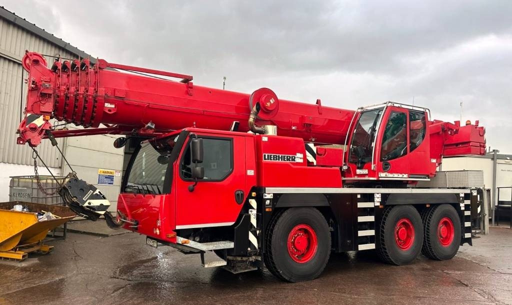 Liebherr LTM 1060-3.1 - Vinç për të gjitha terrenet: foto 1 Liebherr LTM 1060-3.1 - Vinç për të gjitha terrenet: foto 1