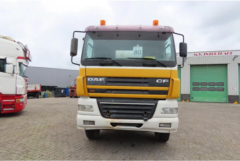 DAF CF 430 8x4, full spring ! Great condition - Autobetoniere: foto 3 DAF CF 430 8x4, full spring ! Great condition - Autobetoniere: foto 3