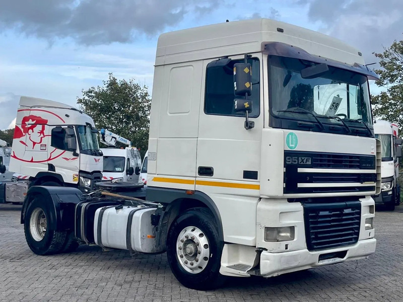 DAF XF 95.430 E4 TYPE, PTO + HYDRAULIC, FRIGO - Gjysmë-kamion: foto 4 DAF XF 95.430 E4 TYPE, PTO + HYDRAULIC, FRIGO - Gjysmë-kamion: foto 4