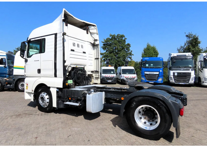 MAN TGX 18.480 RETARDER, 2X FUEL TANK, FRIGO - Gjysmë-kamion: foto 5 MAN TGX 18.480 RETARDER, 2X FUEL TANK, FRIGO - Gjysmë-kamion: foto 5