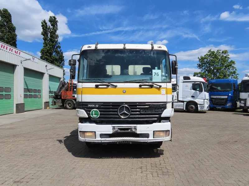 Mercedes-Benz Actros 2535 Crane Palfinger PK17000, 6x2 , 3 pedal. - Kamion me vinç: foto 4 Mercedes-Benz Actros 2535 Crane Palfinger PK17000, 6x2 , 3 pedal. - Kamion me vinç: foto 4