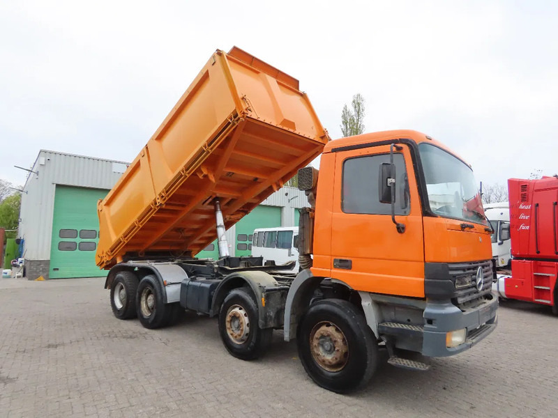 Mercedes-Benz Actros 3240 Manual, steel dumper! Great condition! - Kamion vetëshkarkues: foto 2 Mercedes-Benz Actros 3240 Manual, steel dumper! Great condition! - Kamion vetëshkarkues: foto 2