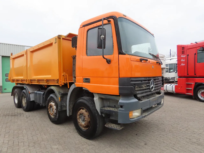 Mercedes-Benz Actros 3240 Manual, steel dumper! Great condition! - Kamion vetëshkarkues: foto 3 Mercedes-Benz Actros 3240 Manual, steel dumper! Great condition! - Kamion vetëshkarkues: foto 3
